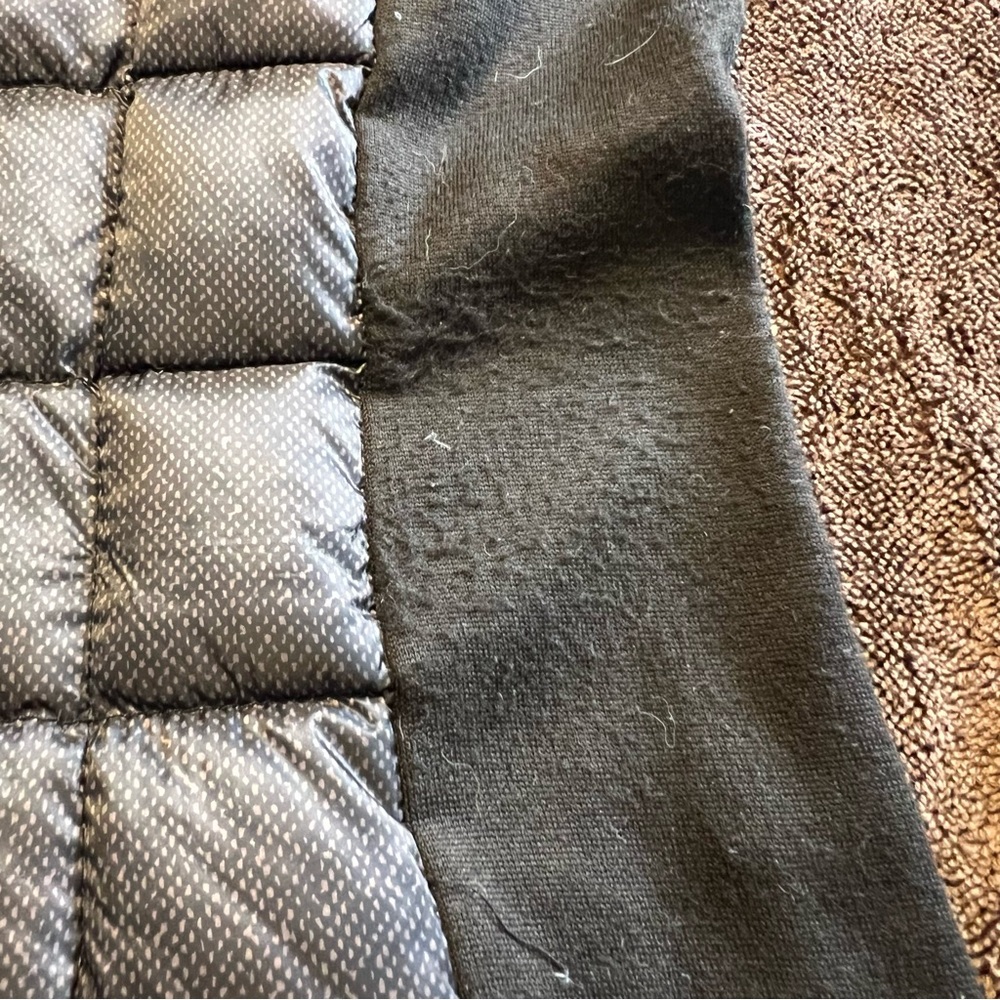Michael Kors down quilted puffer vest with Gold tone logo size small - Picture 7 of 9